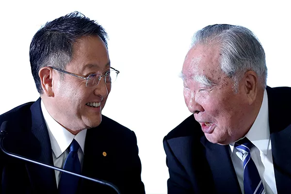 Toyota's current president and Suzuki motor's Chairman cheerfully talking.