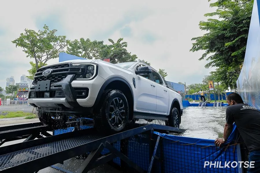 Ford Ranger front view