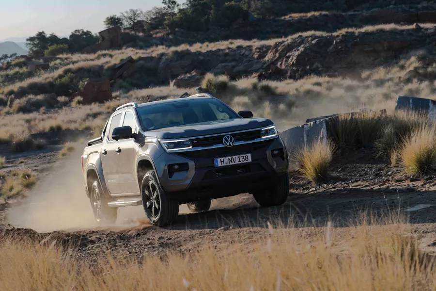 A picture of the Volkswagen Amarok on a rough road