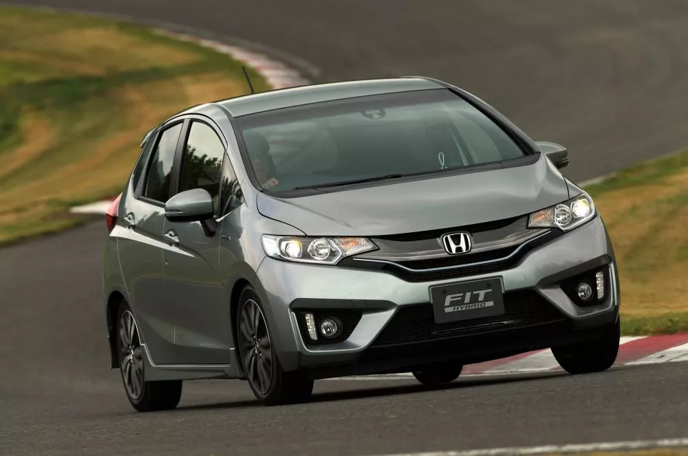 front view of Honda fit