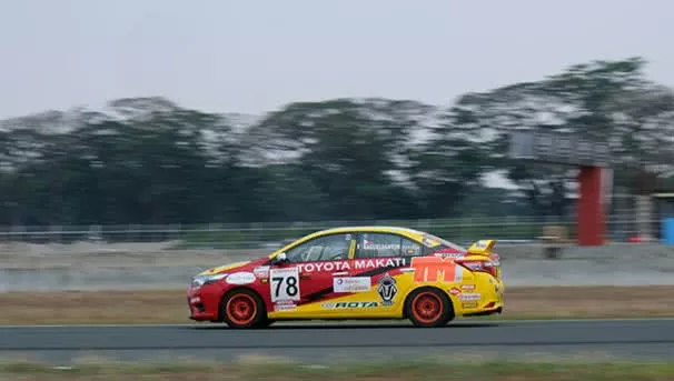 2017 Vios Cup Leg 1 The car is running side view