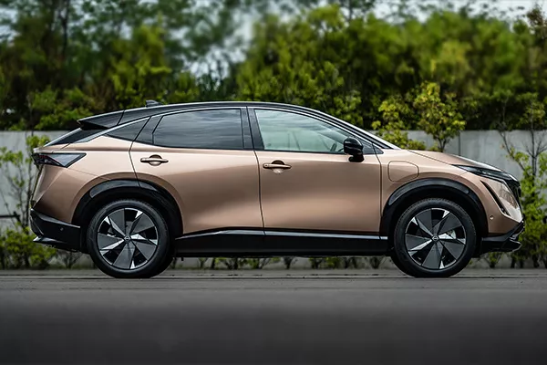 2021 Nissan Ariya side