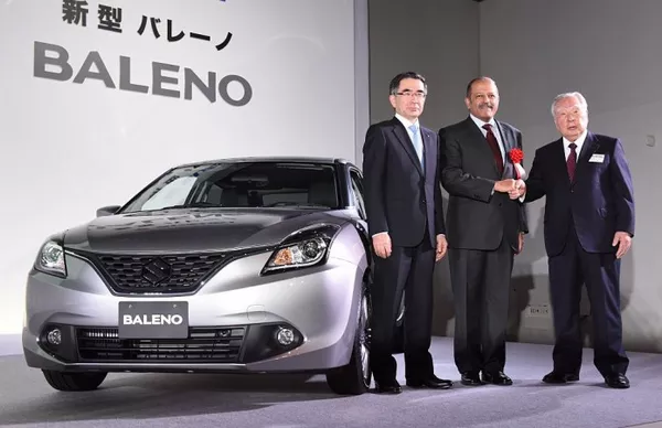 Suzuki officers at the debut of te Suzuki Balendo