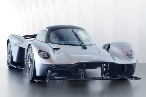 Aston Martin Valkyrie 