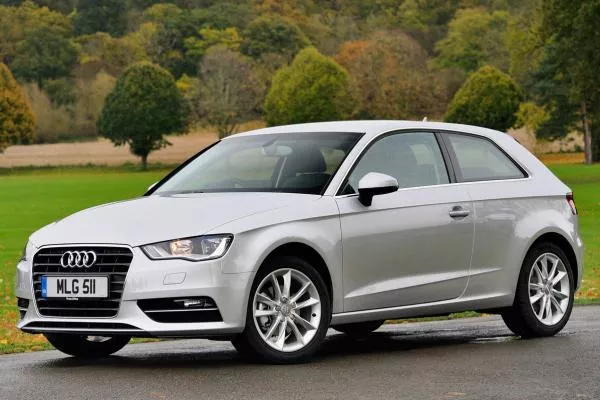 Angular side of an Audi A3 2.0 TDI (Sedan)