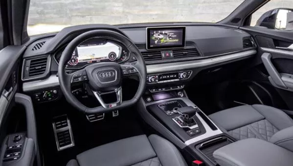 Audi Q5 2018 interior