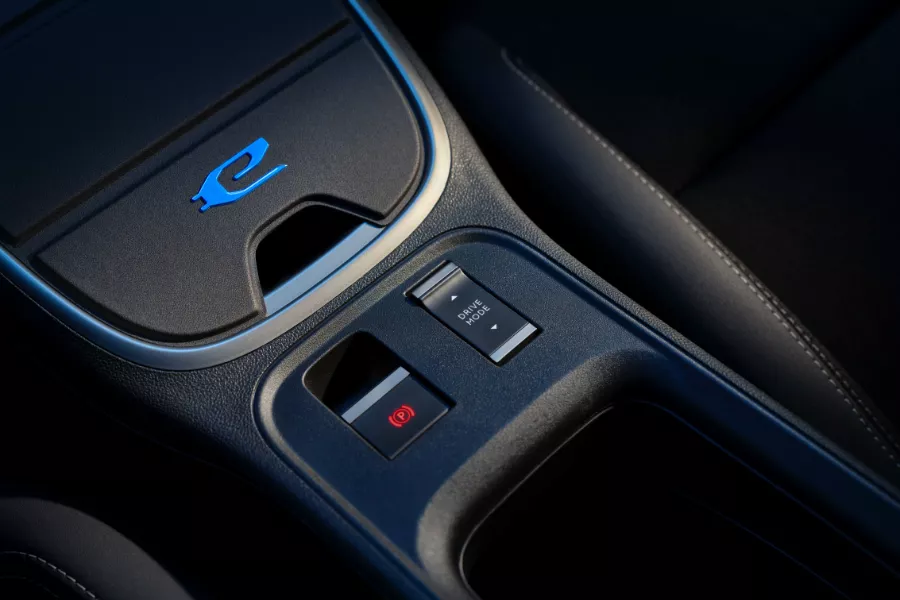 A picture of the Jeep Avenger's center console