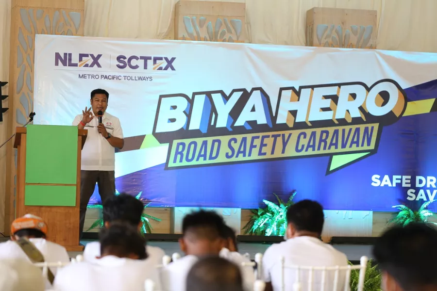 A picture of a lecture at the Biyahero Road Safety Caravan