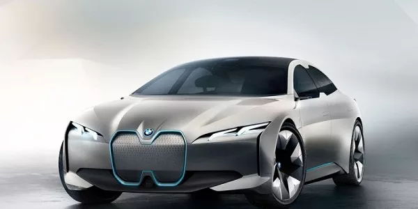 BMW i4 EV front look