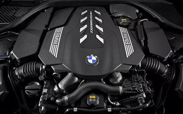  BMW M850i xDrive engine