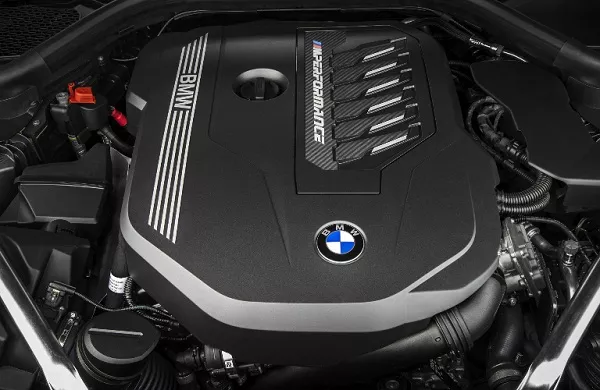 BMW 4 engine