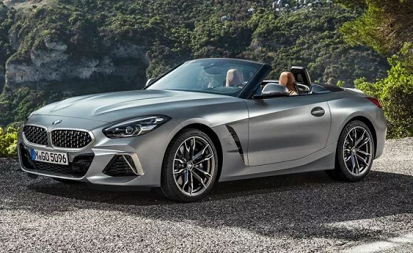 BMW Z4 2019 side view