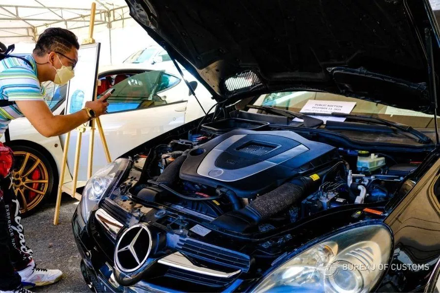 A picture of one of the cars being auctioned