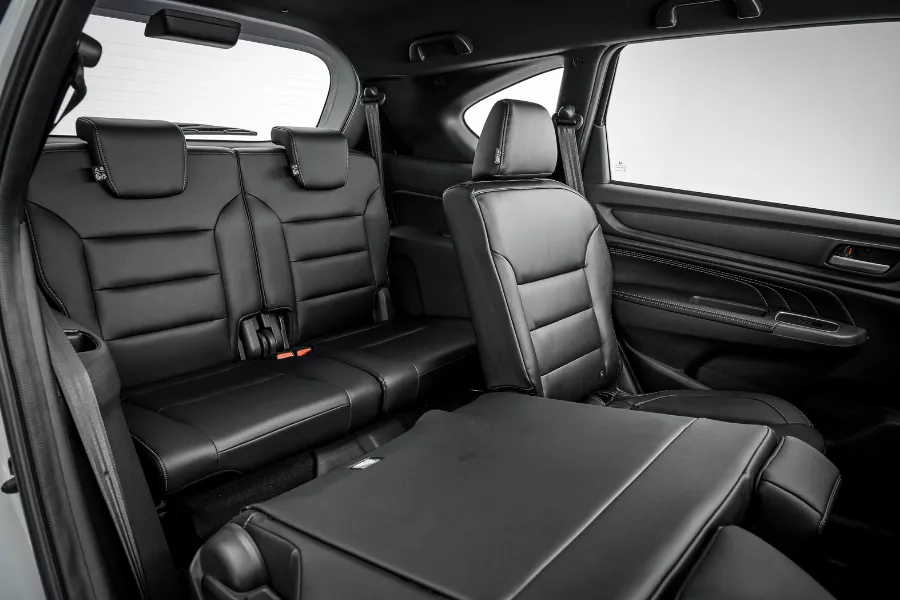 The second row is 60:40 split folding, while the third has 50:50 split folding seats The interior of the 2023 Honda BR-V