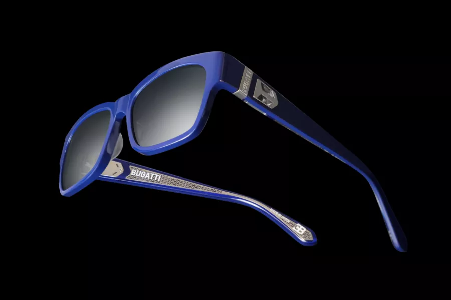 A picture of another Collection One piece.