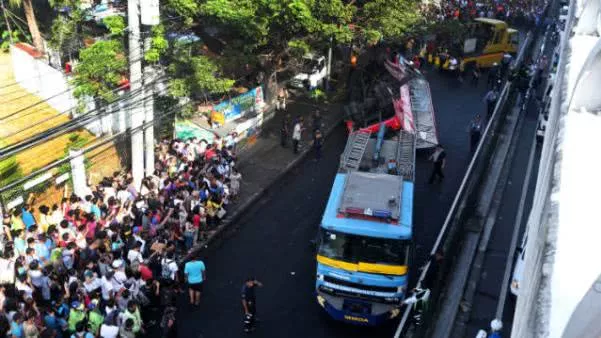 a bus falls off a skyway