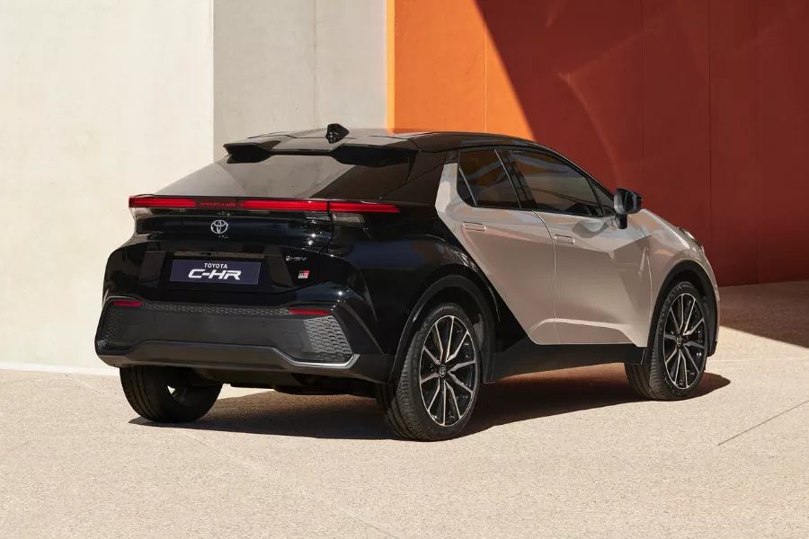 A picture of the rear of the Toyota C-HR
