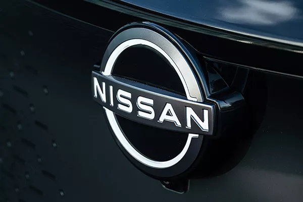 New Nissan Logo
