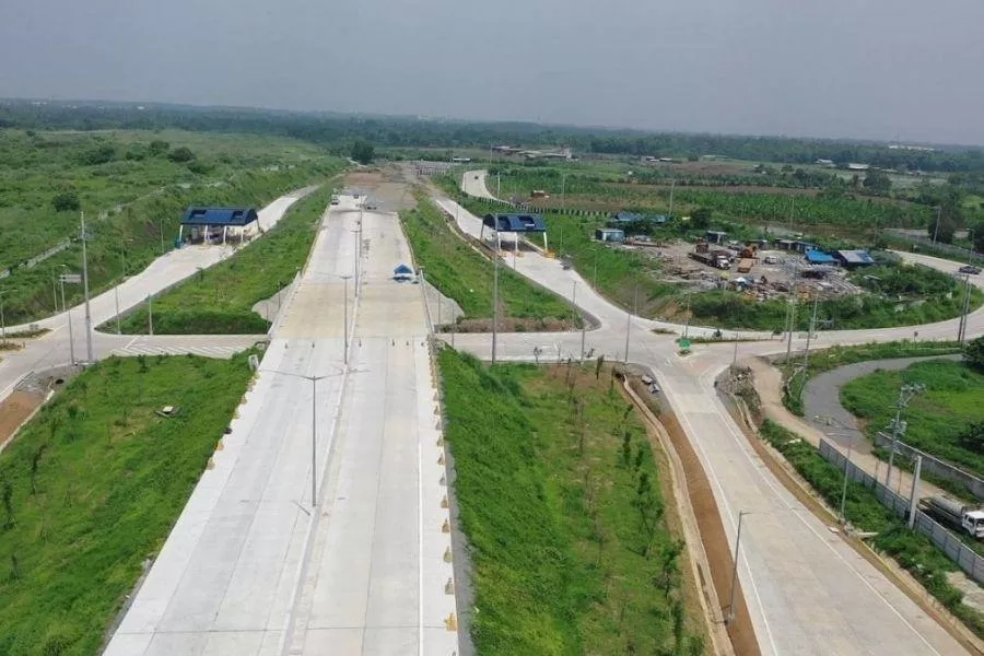 A picture of the Silang East Interchange