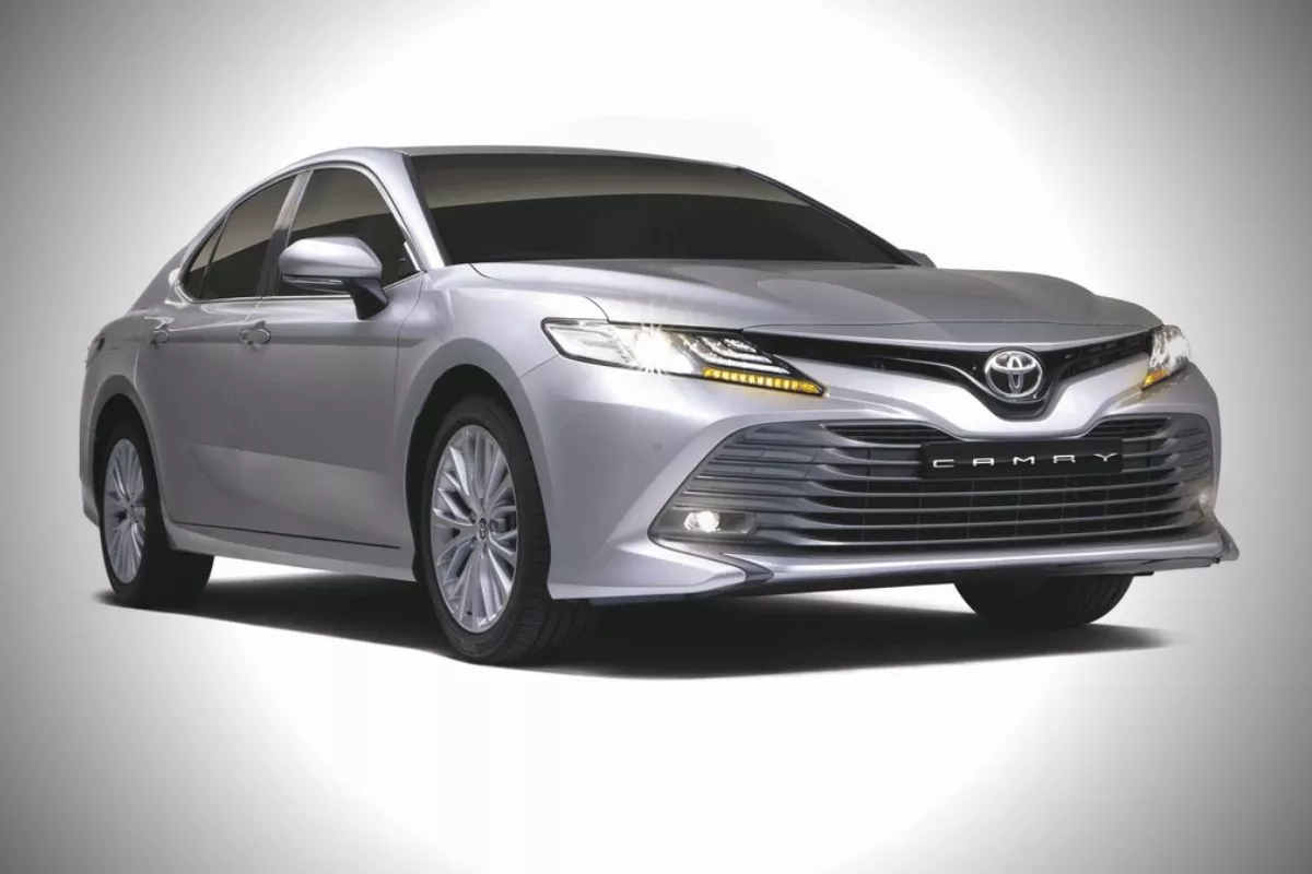 A picture of the Toyota Camry's front