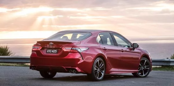 Toyota Camry SX 2018 angular rear