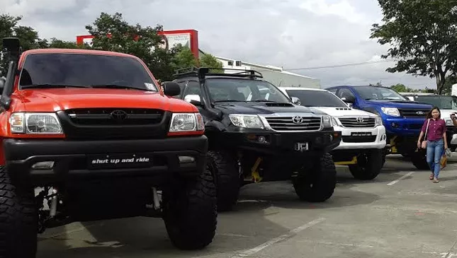 Cars displayed at the 2017 Cebu Auto Show