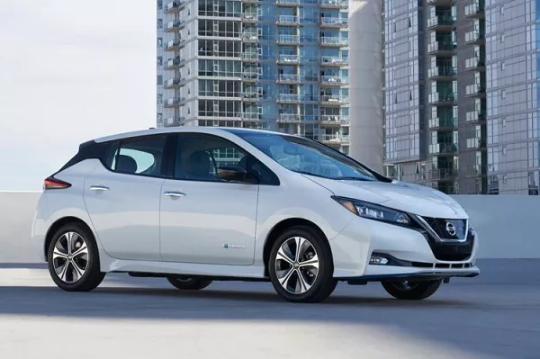 Nissan Leaf may make the world a little brighter Nissan Leaf