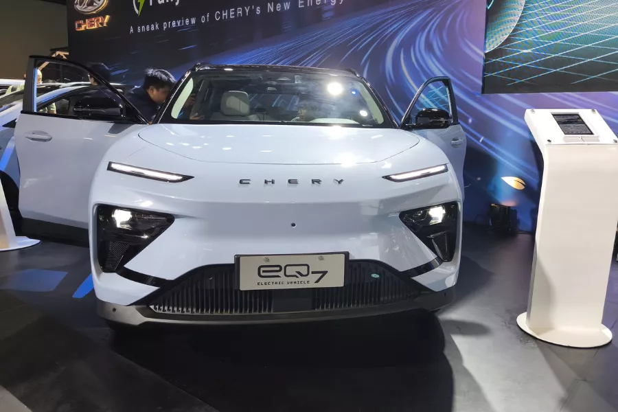 Chery eQ7 front view