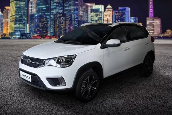 A picture of the Chery Tiggo 2 black-top in white