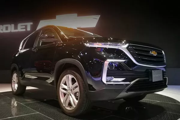 Chevrolet Captiva 2019 angular front