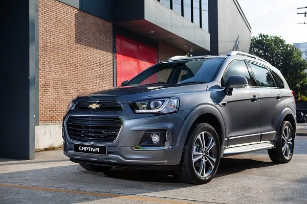 Chevrolet Captiva 2019_side view