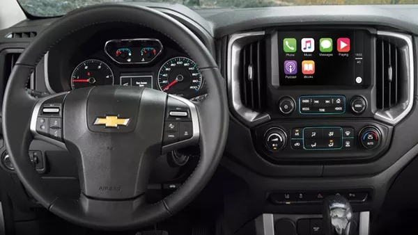 Chevrolet Colorado High Country Storm 2018 dashboard area