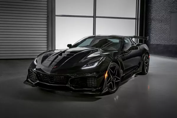 Chevrolet Corvette 2019 angular front