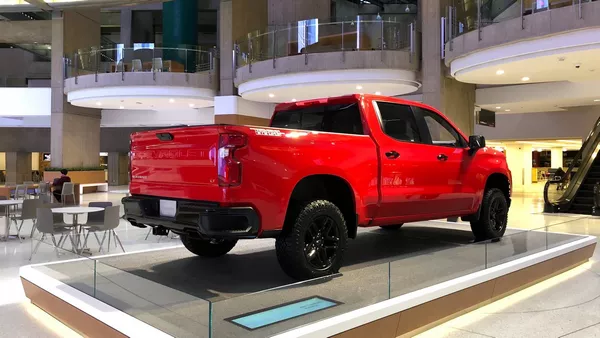 Angular rear of the Chevrolet Silverado 2019