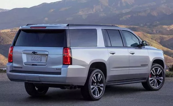 Chevrolet Suburban RST 2019 angular rear