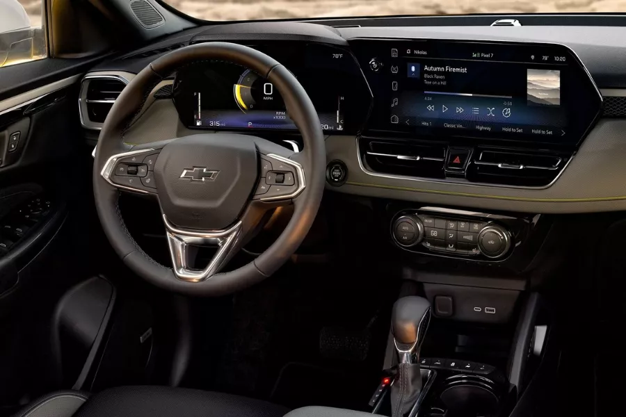 Its new headunit is a sizable touchscreen with Android Auto and Apple CarPlay