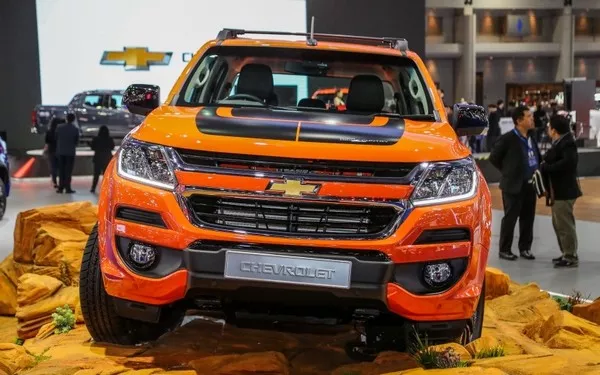 The front of the Chevrolet Colorado High Country Storm