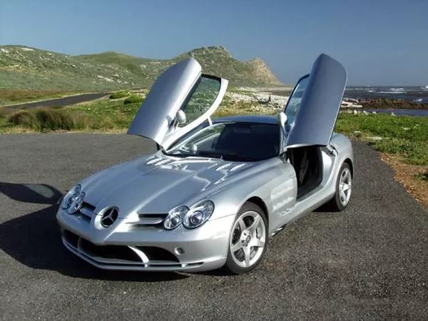 angular front of the 2003 Mercedes-Benz SLR McLaren 