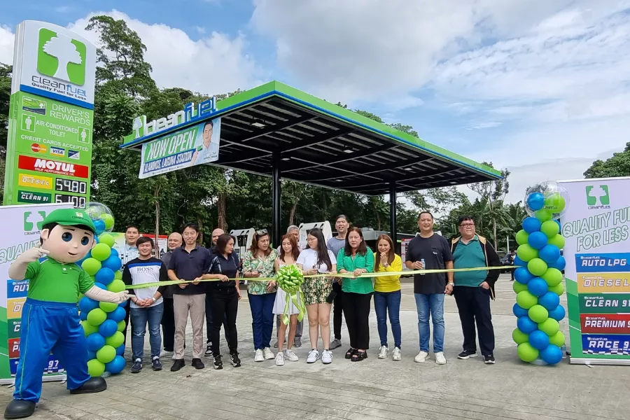 Cleanfuel Alaminos station