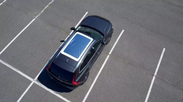 look from the top of a Volvo XC60 with Eclipse Viewer