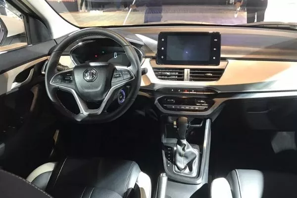 MG 360M steering wheel