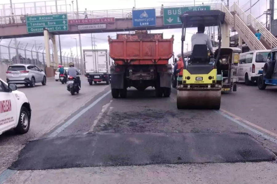 Commonwealth Avenue motorcycle lane