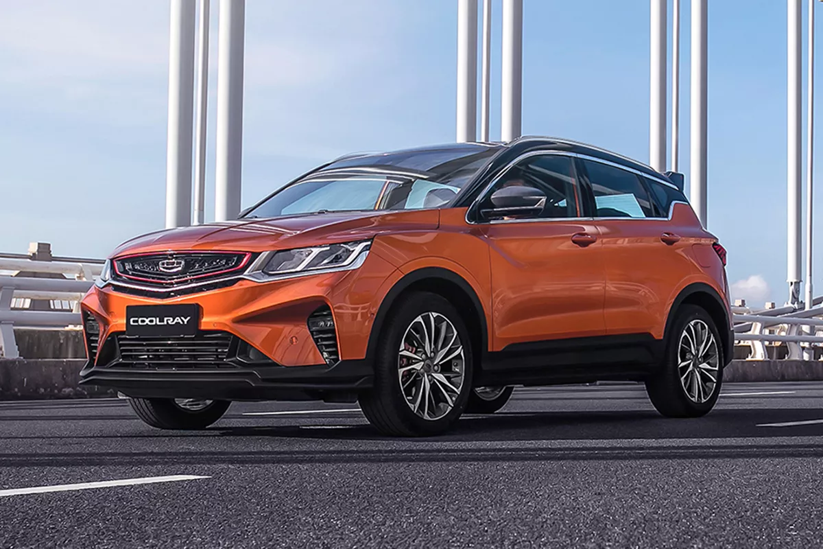 A Picture of the Geely Coolray in an urban environment