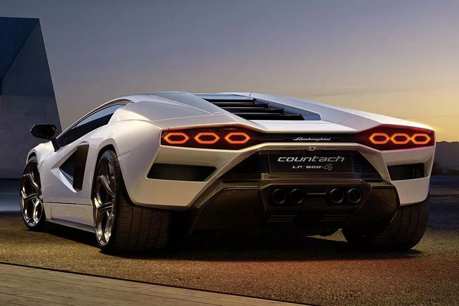 Lamborghini Countach rear view