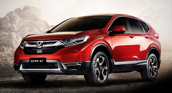 A red Honda CR-V 2018 on the road