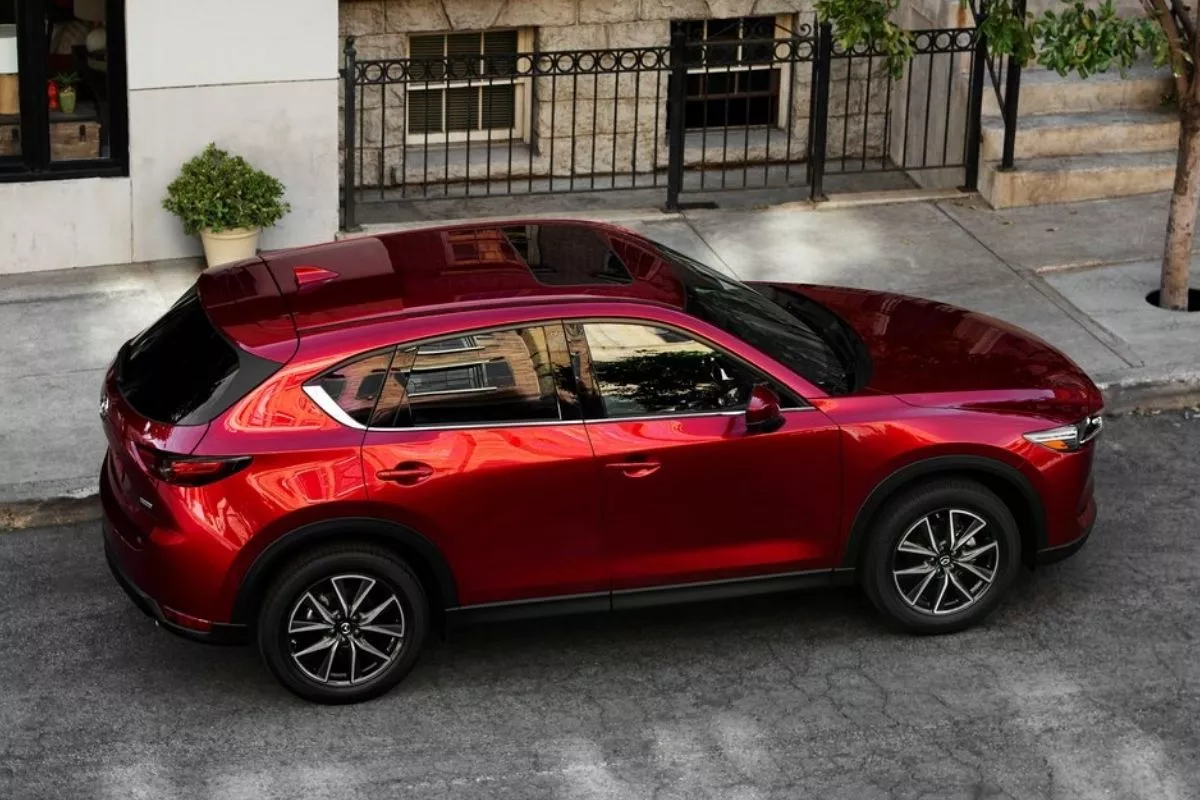 A picture of the top and side of the Mazda CX-5