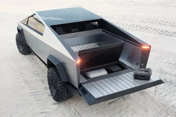 Cybertruck's bed and hidden cargo storage bin