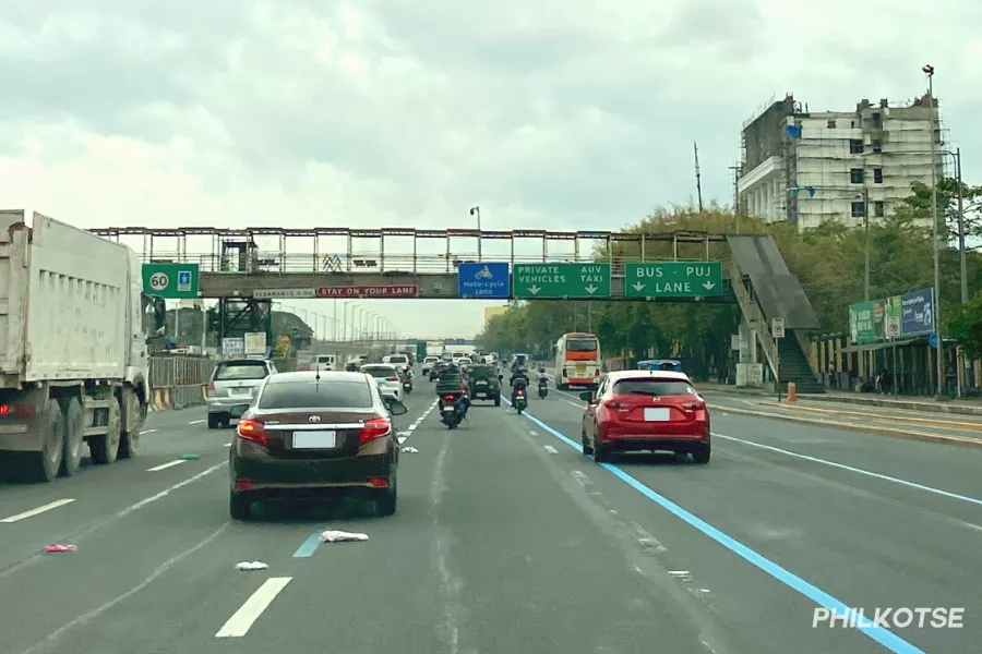 Exclusive motorcycle lane along Commonwealth Avenue