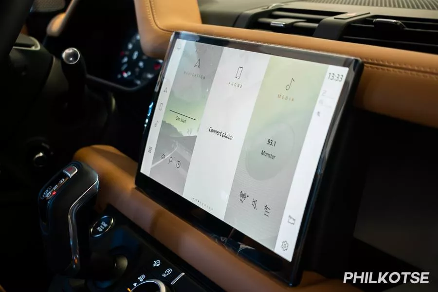 A picture of the Defender 130's Pivi-Pro touchscreen headunit