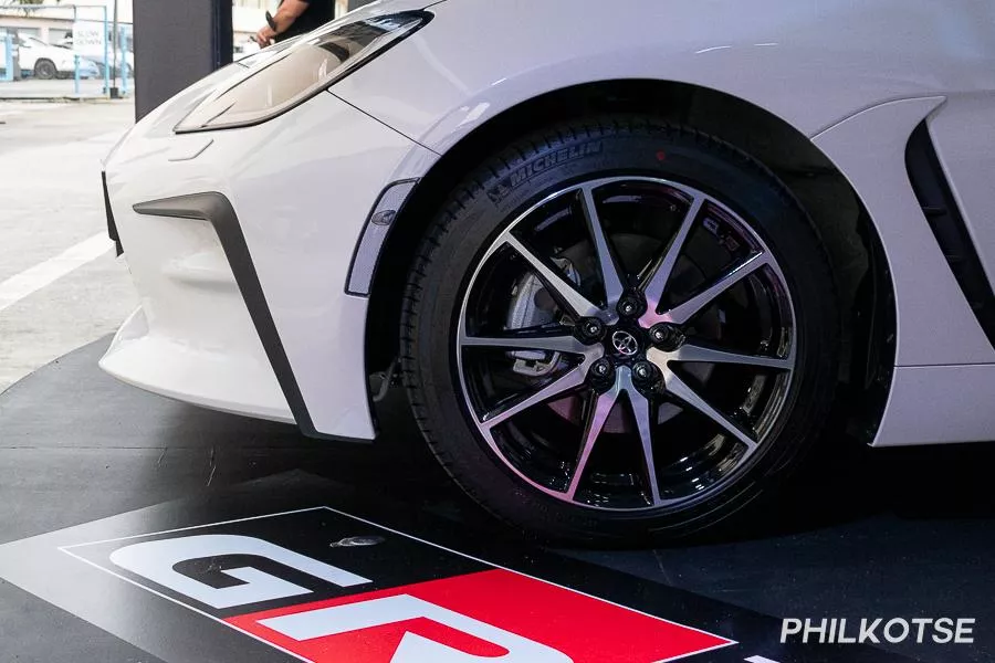 PH-spec 2023 Toyota GR86 tires